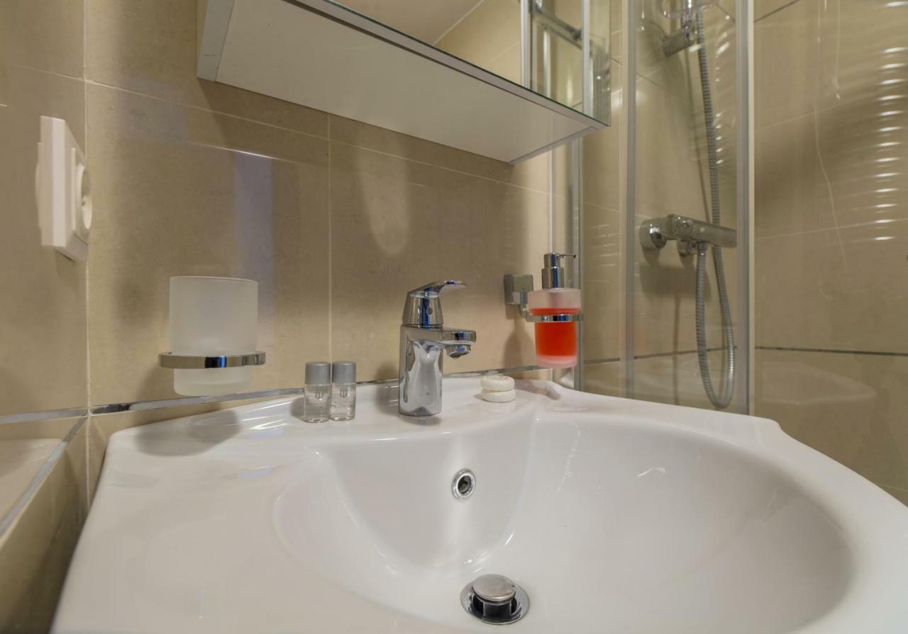 Family Apartment In Silver Mountain Resort Poiana Brasov Esterno foto