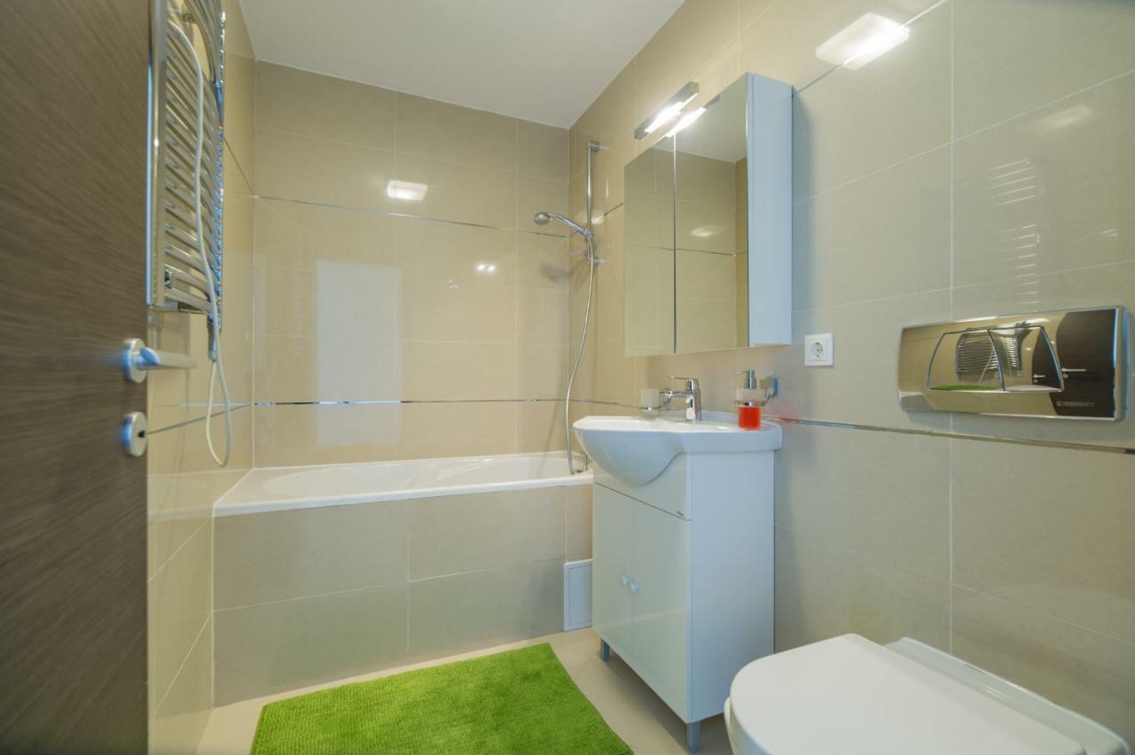 Family Apartment In Silver Mountain Resort Poiana Brasov Esterno foto