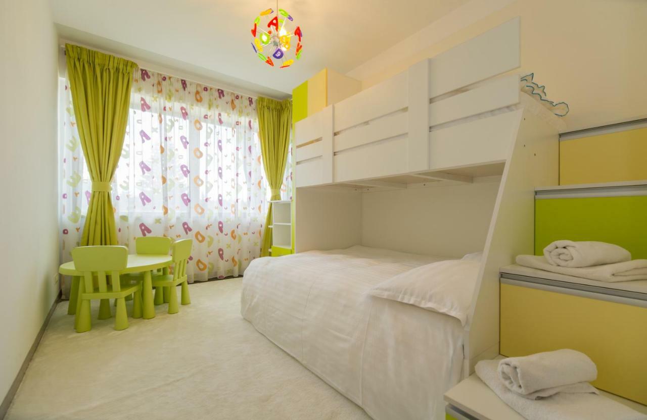 Family Apartment In Silver Mountain Resort Poiana Brasov Esterno foto