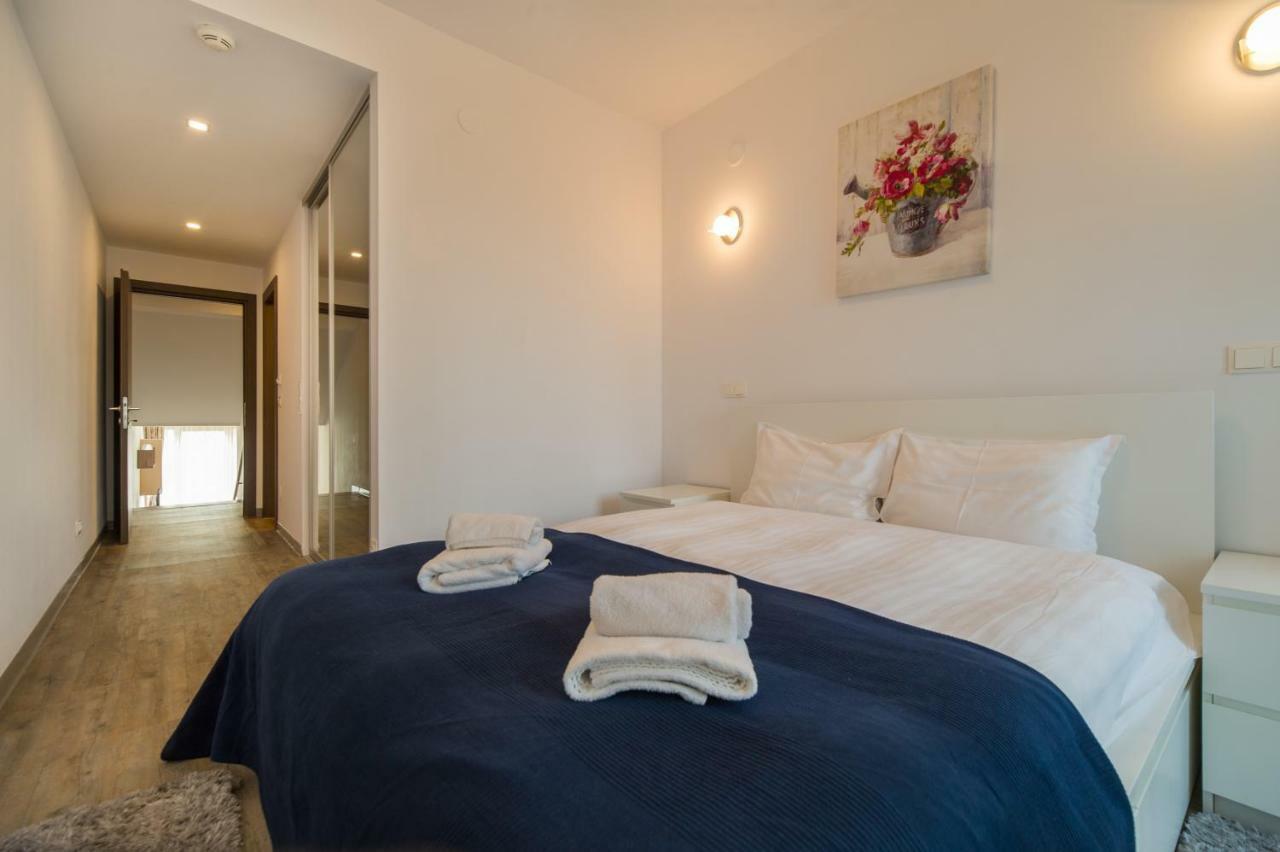 Family Apartment In Silver Mountain Resort Poiana Brasov Esterno foto